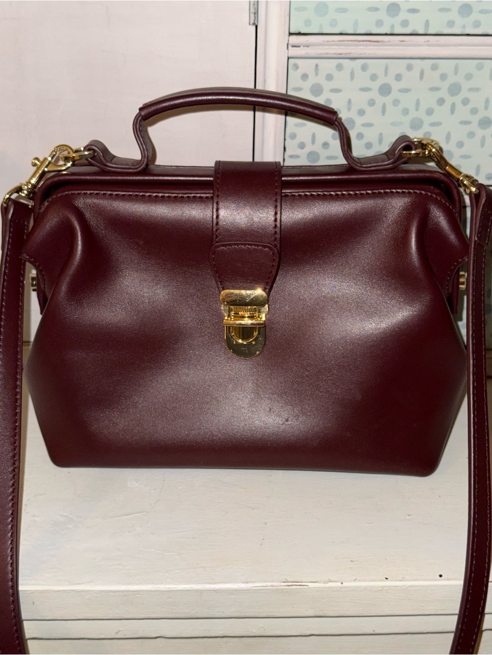 EUC LINJER The Doctor's Bag in Burgundy Leather- only used three times!